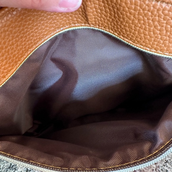 ✨Like New✨CHULATULUM  Mandala Orange - Ana CROSSBODY Orange ✨Best Seller✨ - Picture 10 of 11